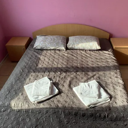 Green-hotel Отель *
